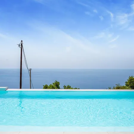 Eunoia Porto Katsiki 4*